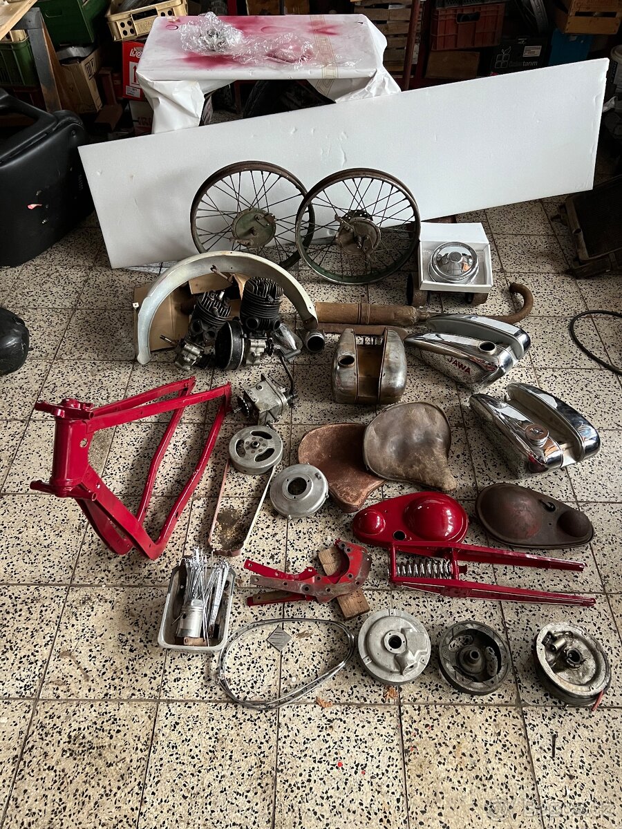 Jawa Special 175 - 4