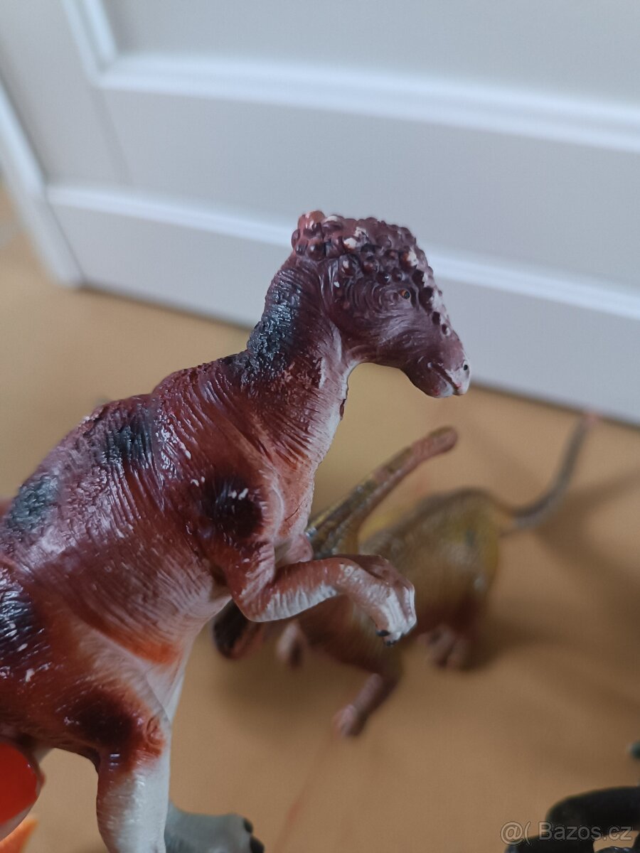 Sada dinosaurů - 4