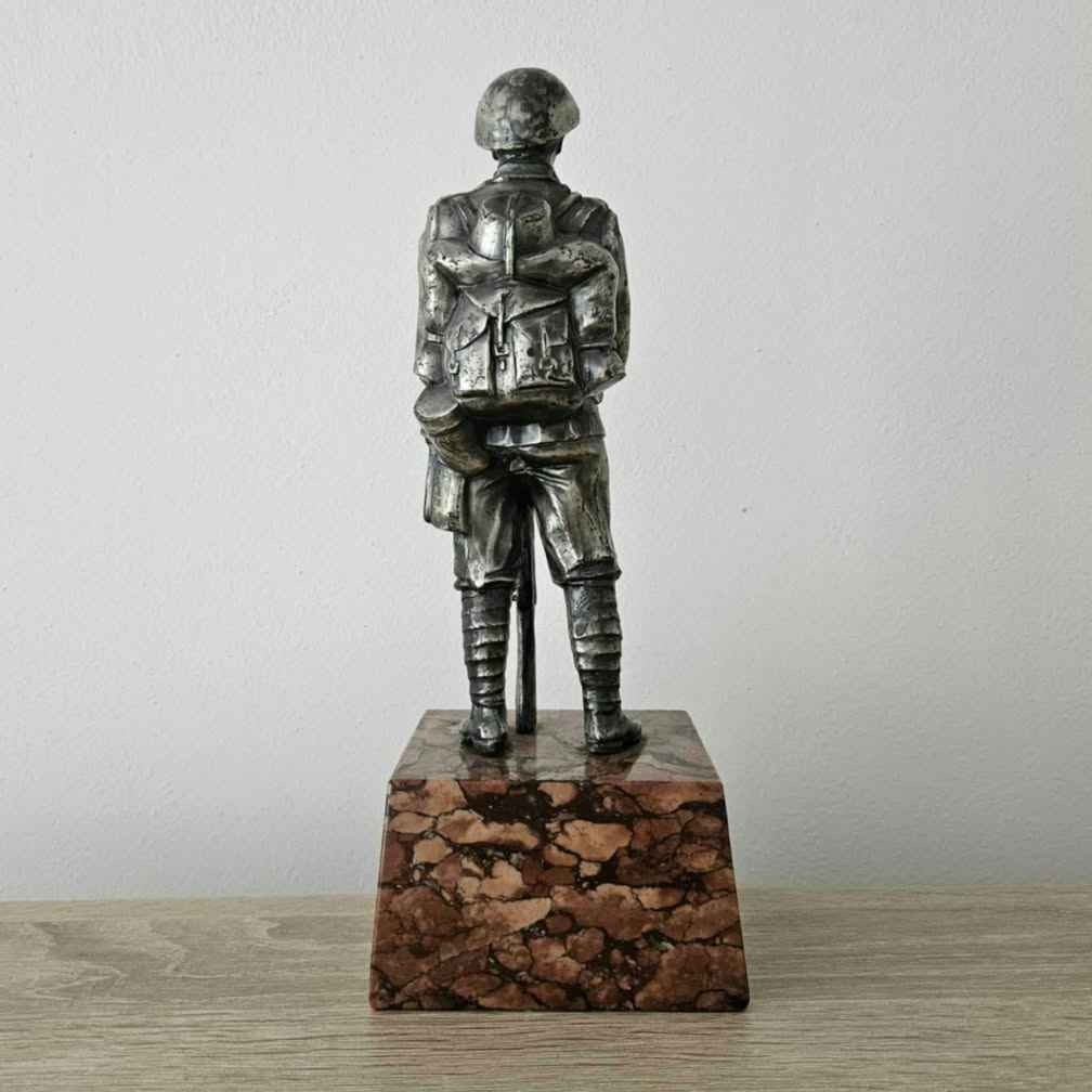 STAROŽITNÁ BRONZOVÁ SOCHA - LEGIONÁŘ - 4