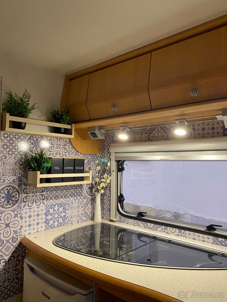 Karavan Beyerland Vitesse 400 FB s klimatizací. - 4