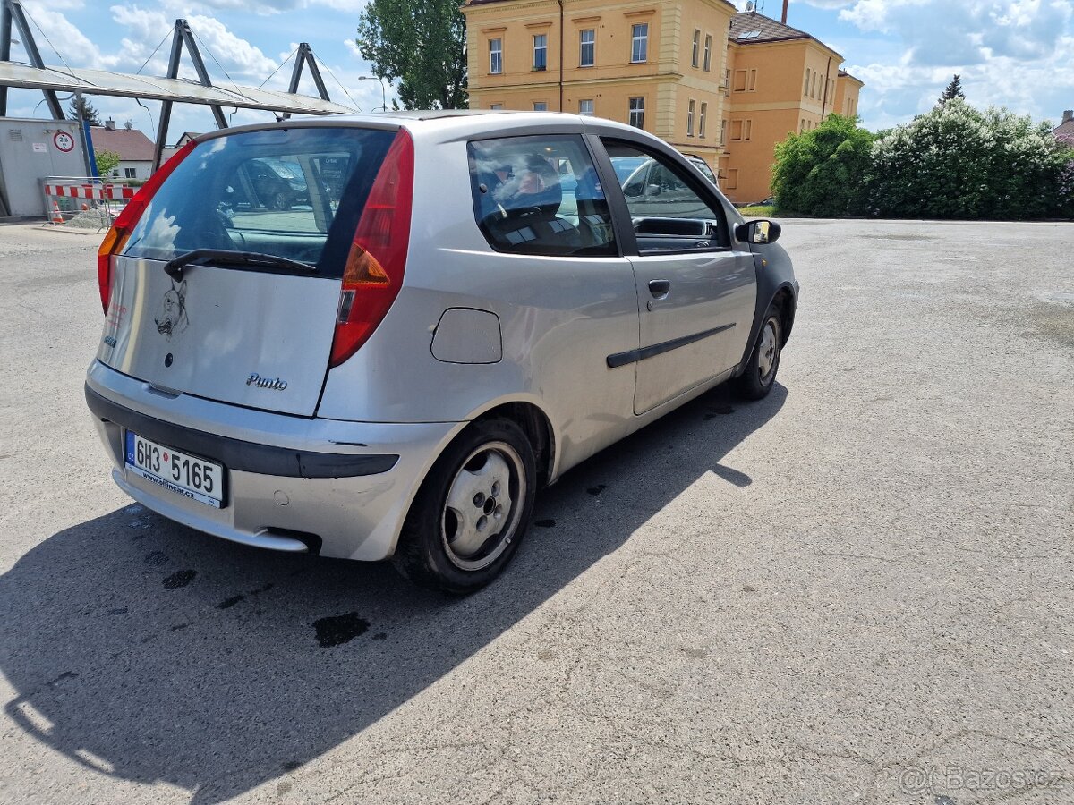 Fiat Punto - 4