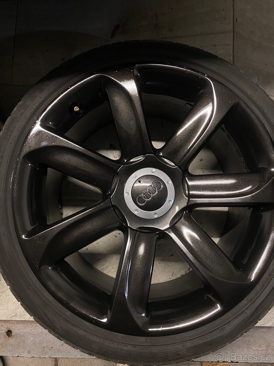 Originál Audi Kola - 4