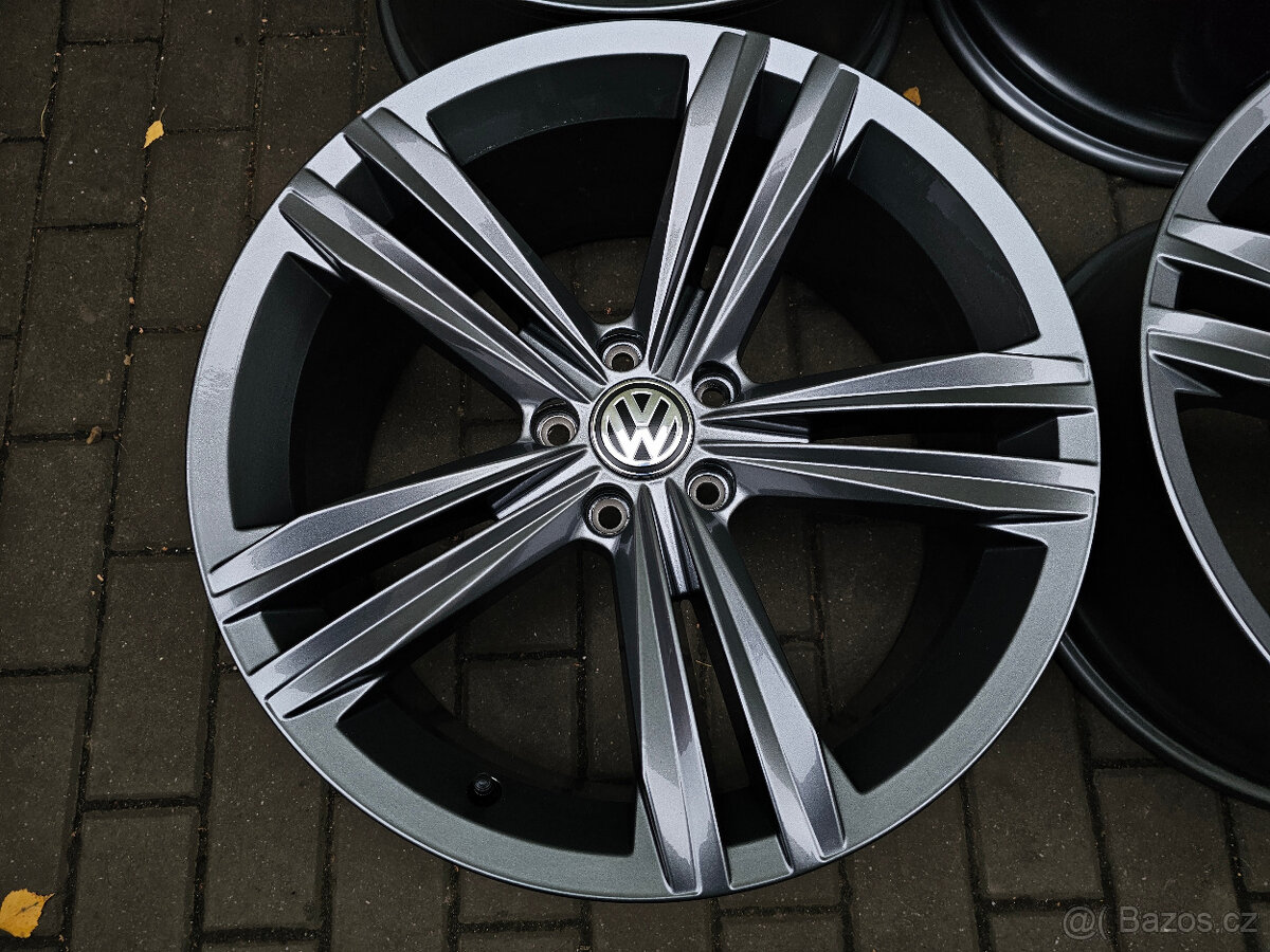 ALU kola disky VW 5x112 R19 Tiguan Sebring ET38 - 4