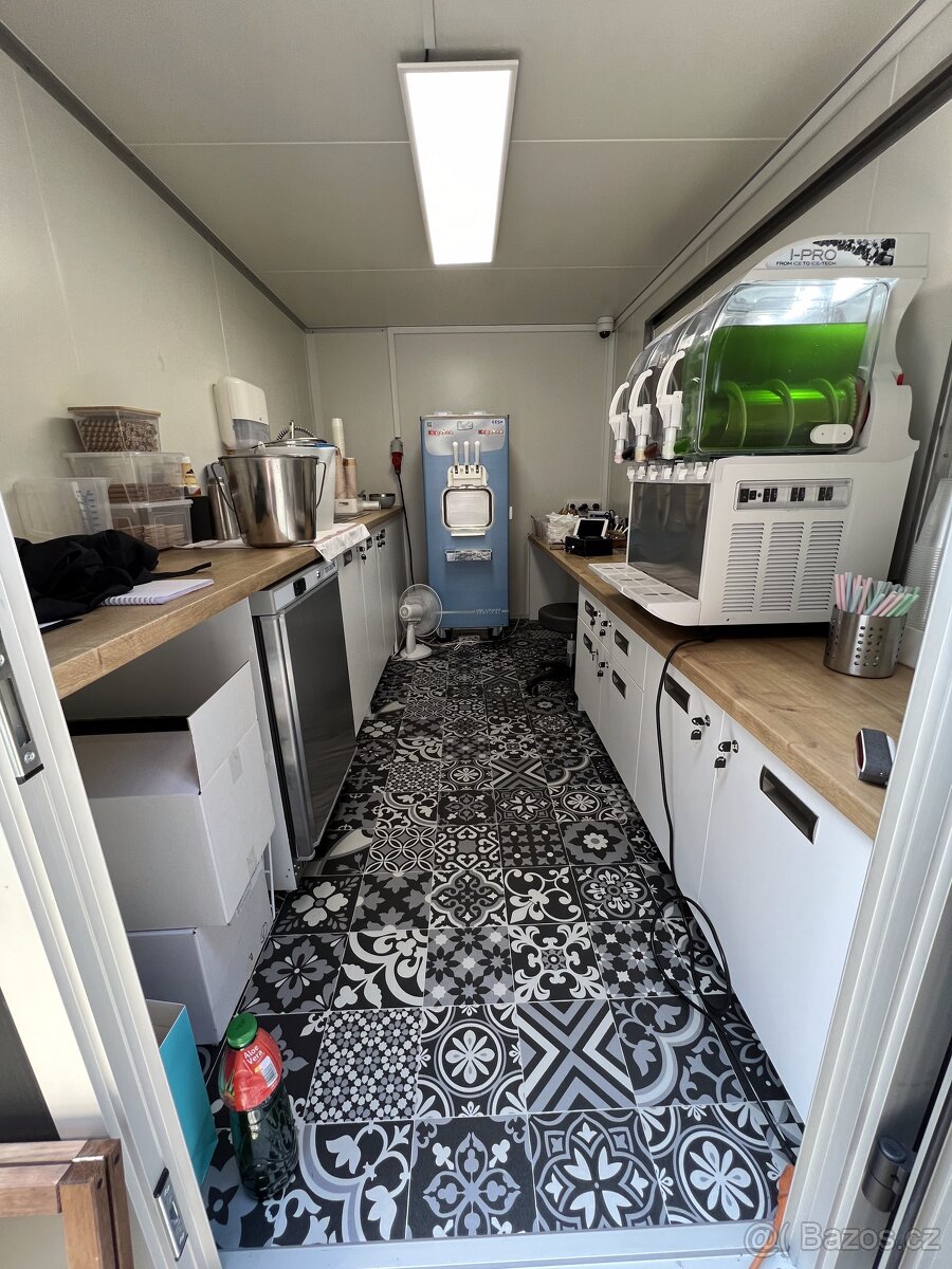 Zmrzlinový stánek pojízdný - 4