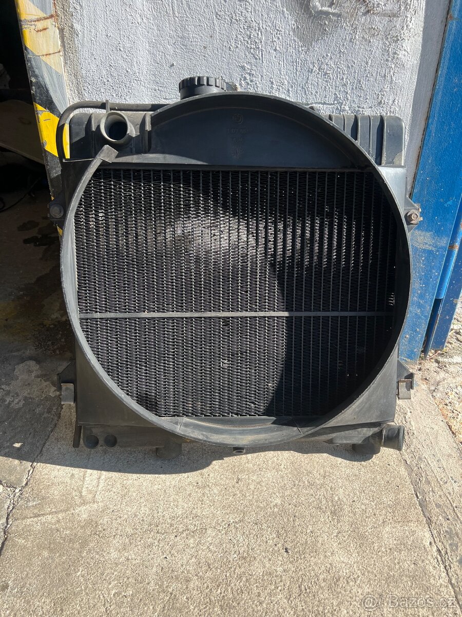 BMW e30 m10 chladič - sleva - 4