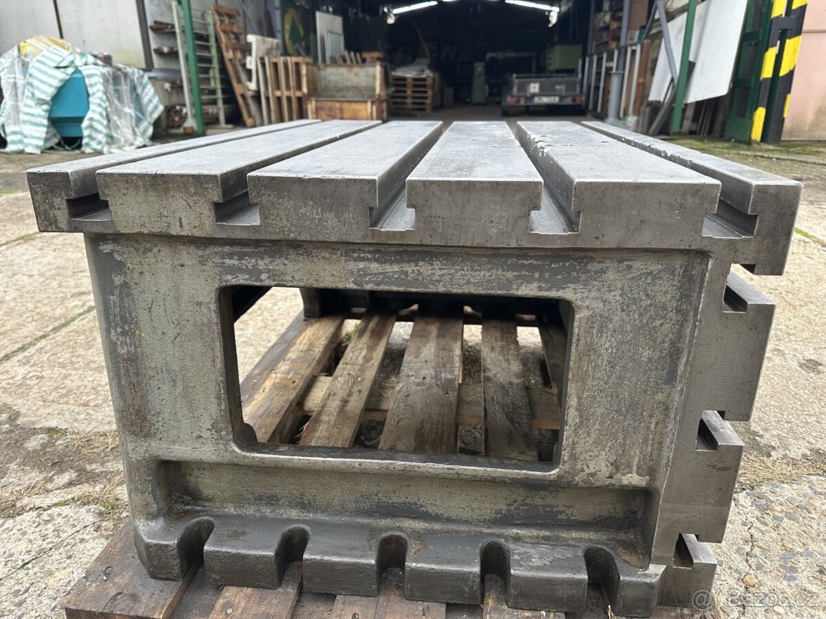 Kostka upínací Vb 8 s T-drážkami - 4