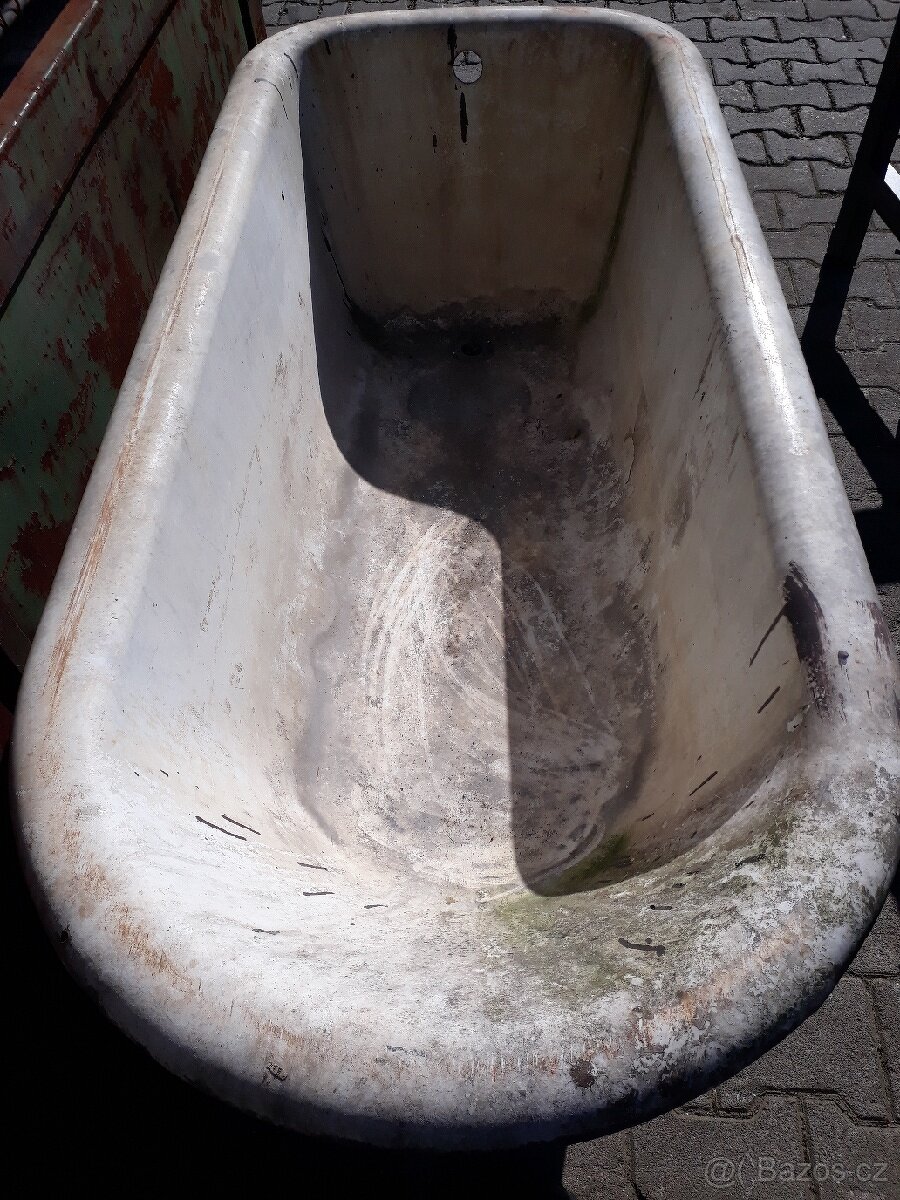 Stará lithinová vana k renovaci - 4