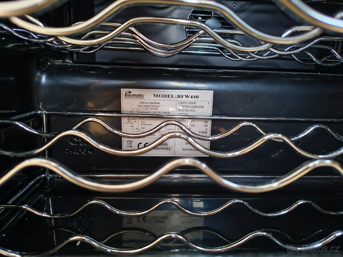 Vinotéka / Lednice na víno Baumatic BFW 440 - 4
