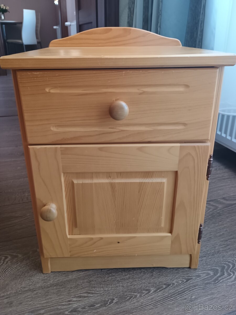 Noční stolky - 4