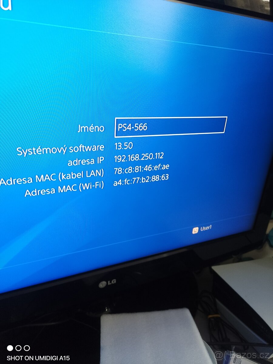 Playstation 4 slim 1TB - 4