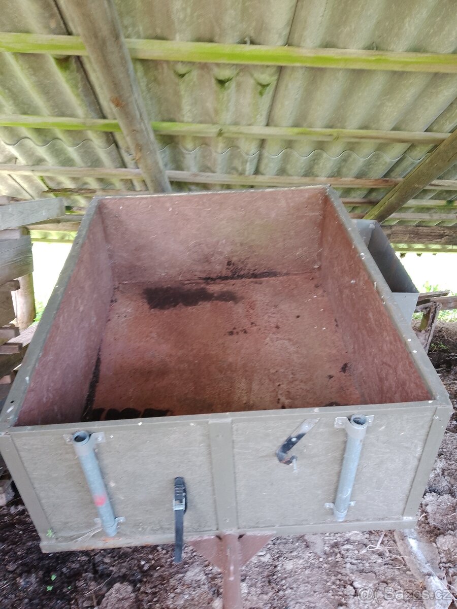 Přívěsný vozík - 4