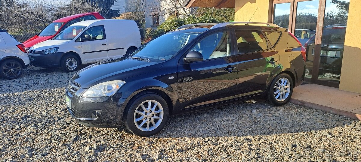 Kia Ceed comb1.6 16V CVVT 92kW serviska - 4