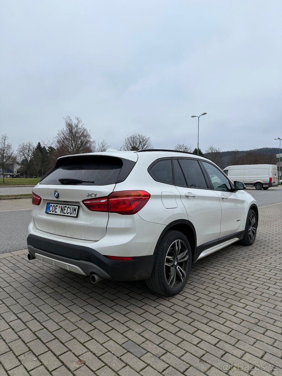 BMW X1 2.0d xDrive - 4