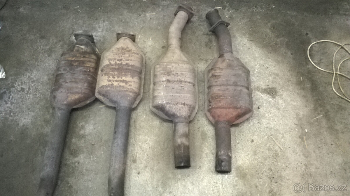 AUDI A8, S8 D2 - prodám výfuk + předkatalyzátory - 4