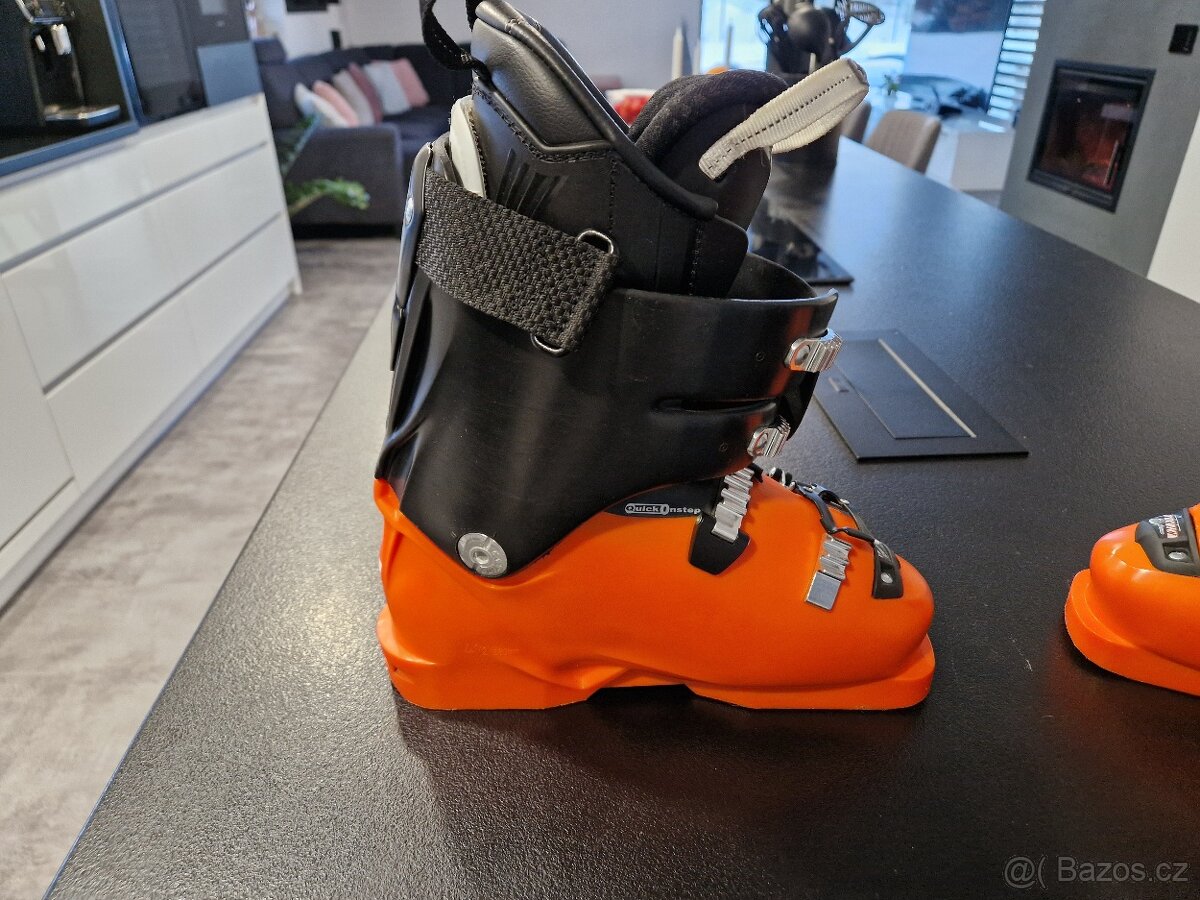Prodám juniorské lyžařské boty Technica - 4