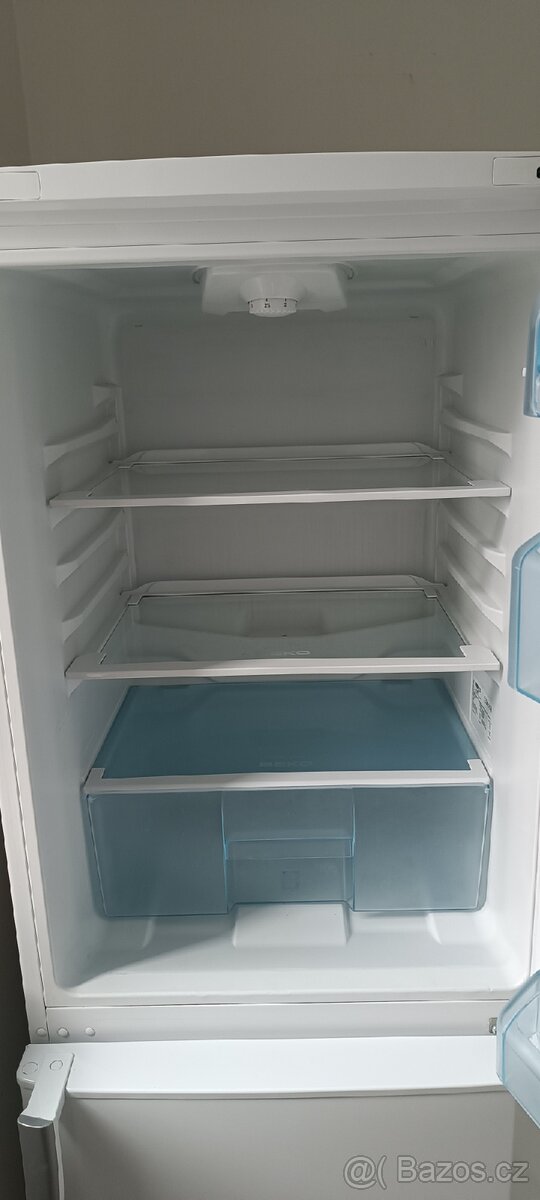 Lednice s mrazákem - 4