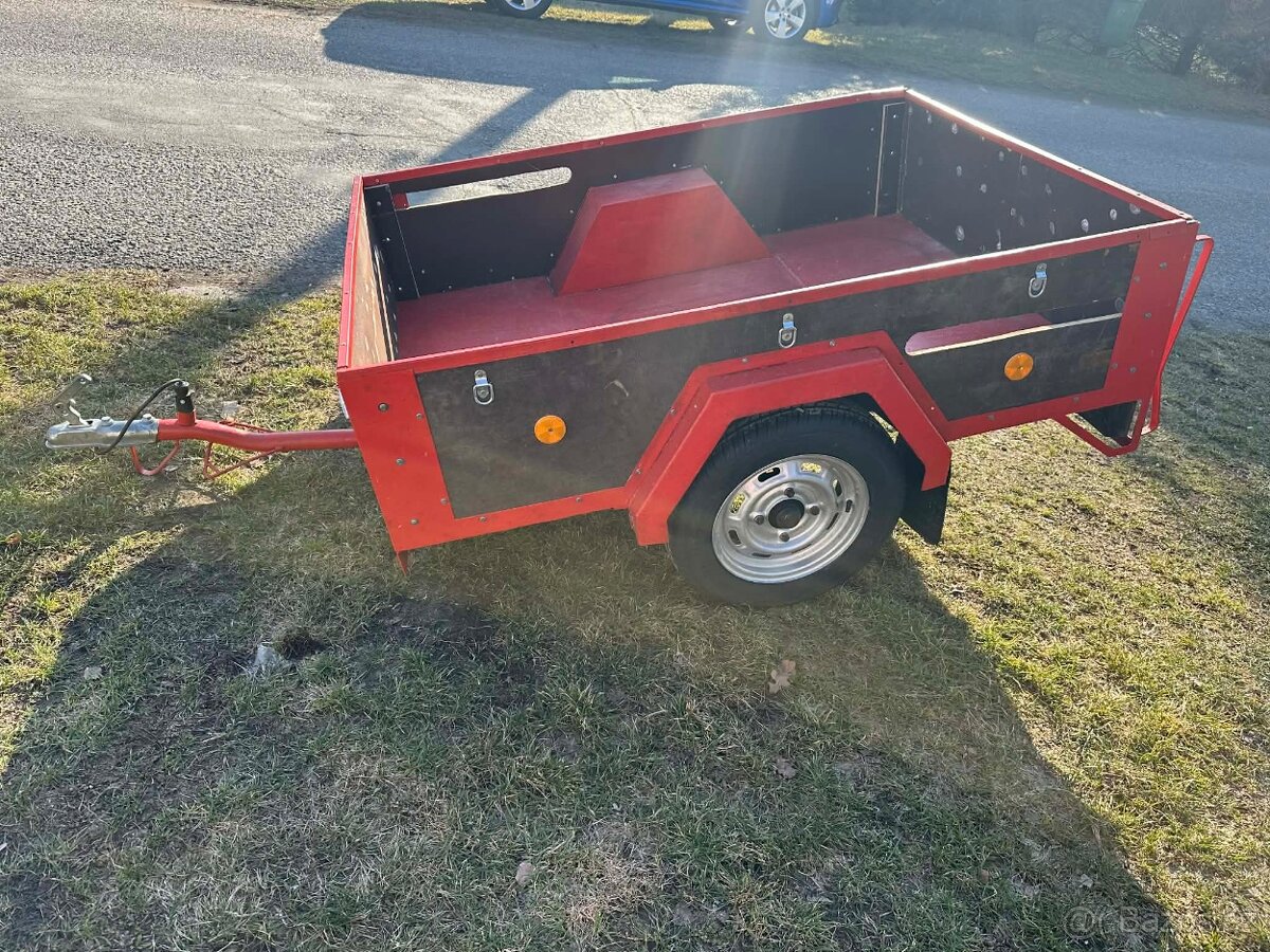 Přívěsný vozík za auto - 4