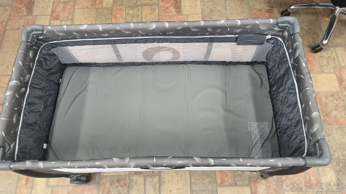 Cestovní postýlka lionelo - 4