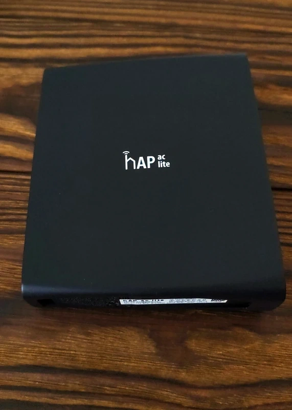 MikroTik RB952Ui-5ac2nD-TC hAP ac lite - 4