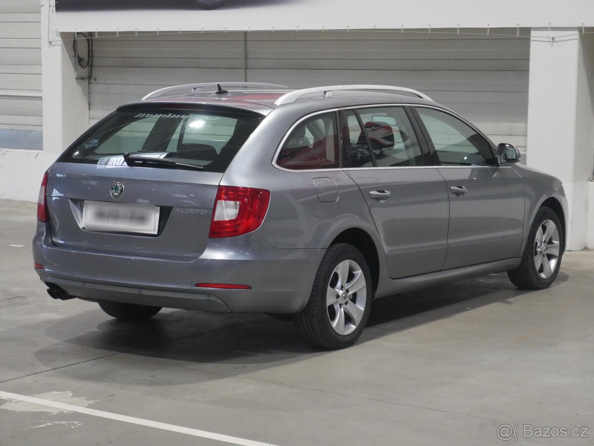 Škoda Superb II 2.0 TDi , 103 kW nafta, 2010 - 4