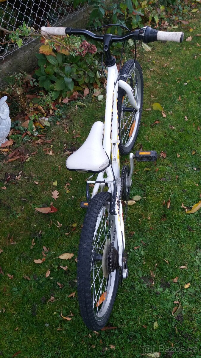 Super lehké kolo Author Cosmic 20" můžu POSLAT s velice leh - 4