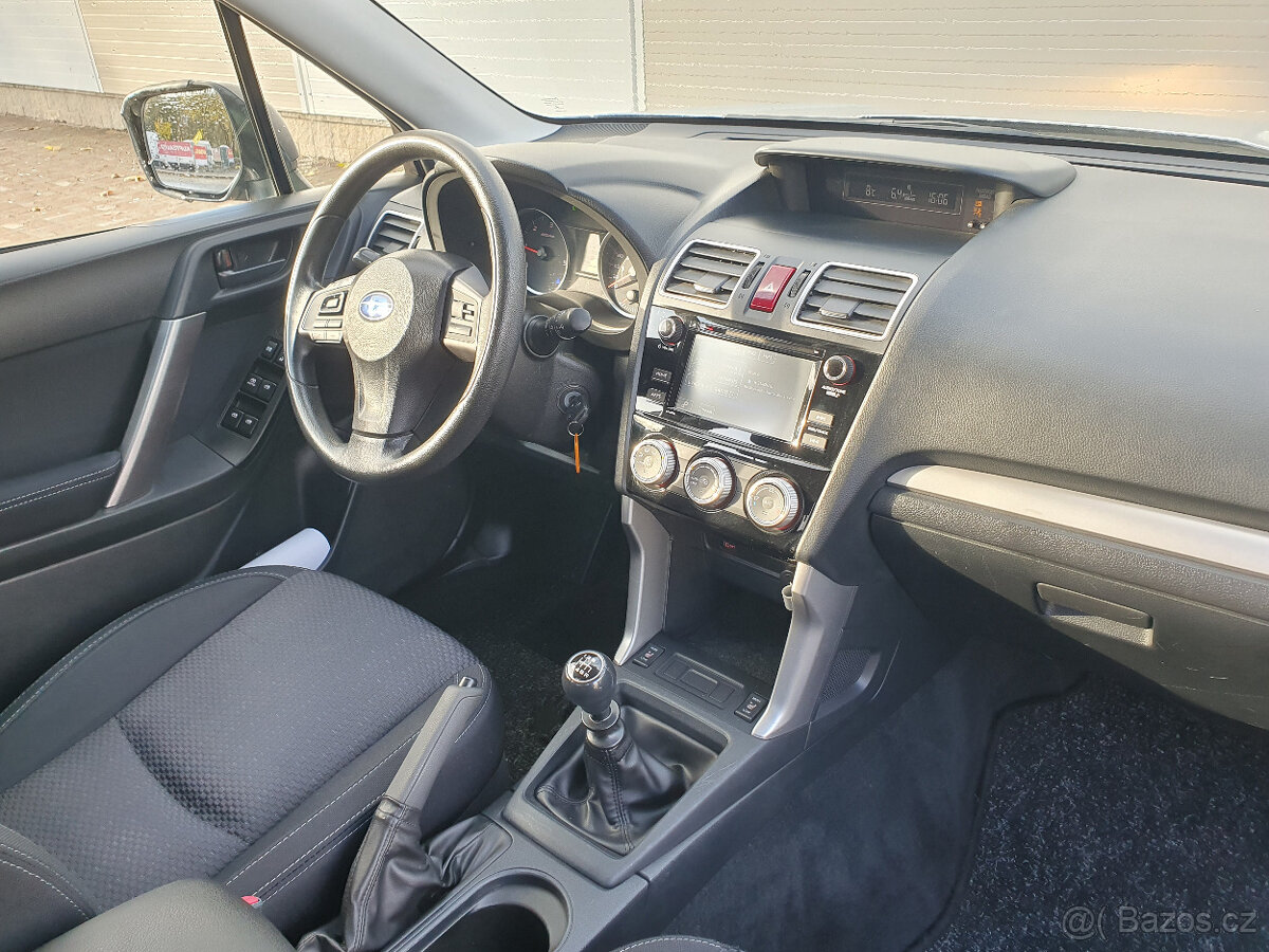 subaru forester 2.0 , 2015 4X4 - 4