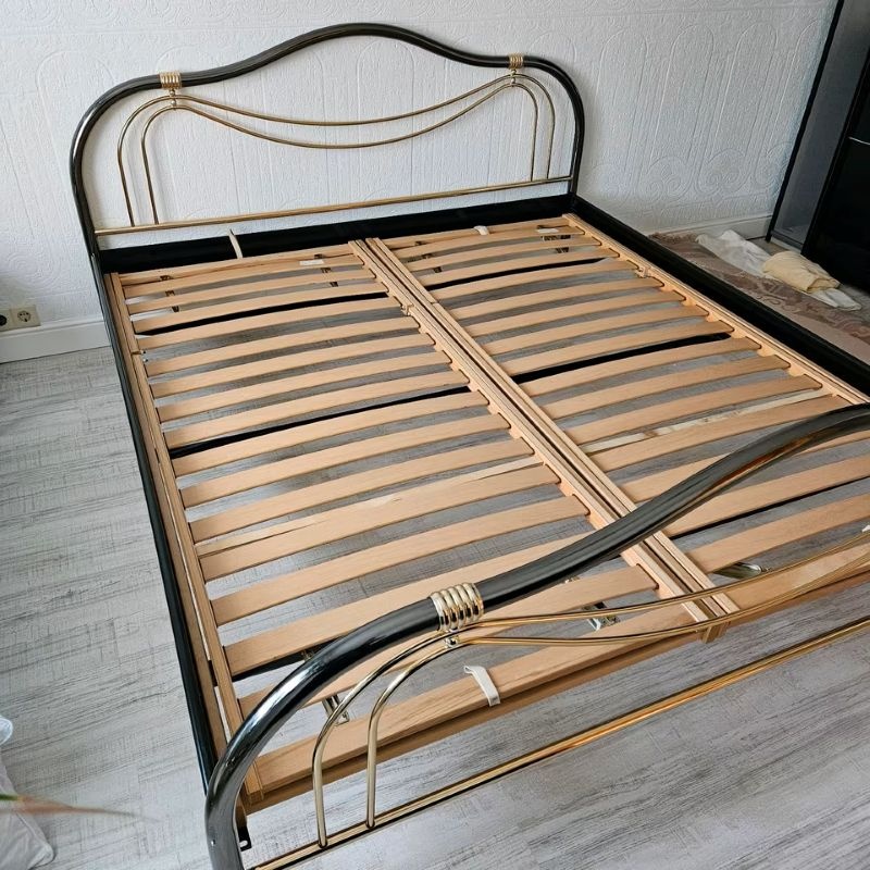 Manželská postel 200x180 cm s rošty - 4