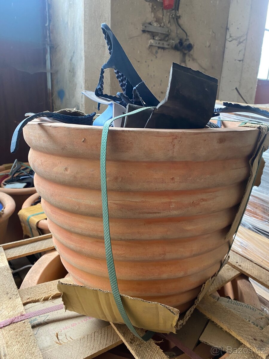 Sady květináčů - 4