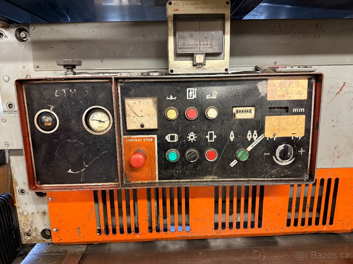 Tabulové nůžky NTE 2000/6,3 - 4