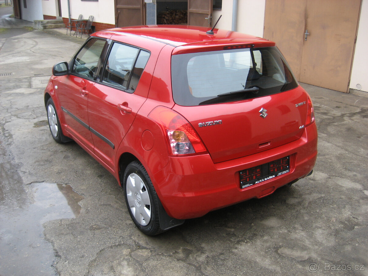SUZUKI SWIFT 1.3, 4x4 - 4