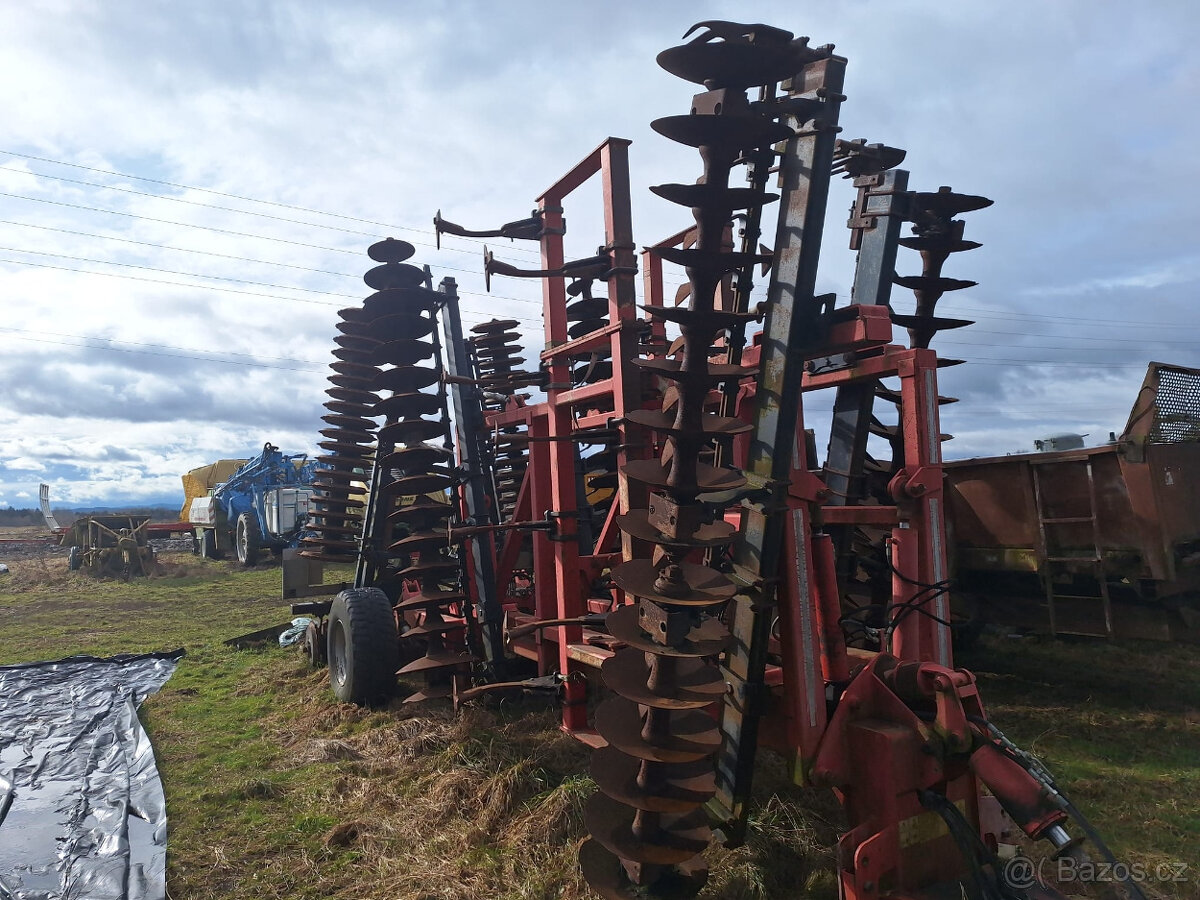 Kypřič Grégoire Besson - 4