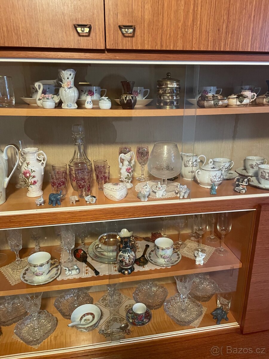 Sklo porcelán atd. - 4