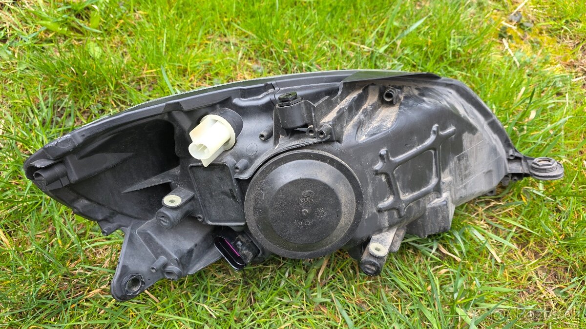 přední světla Fabia 2 facelift - 4