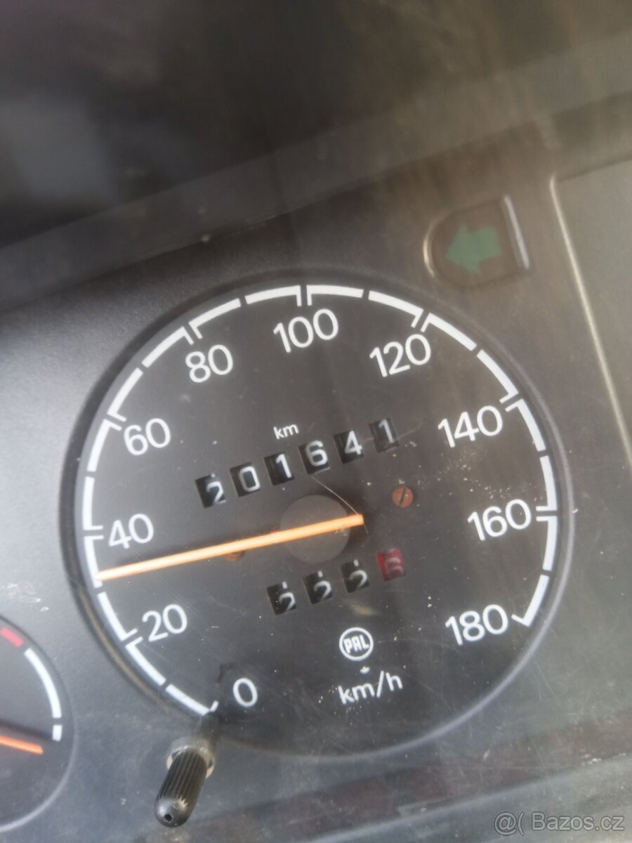 Škoda Favorit Forman budíky - 4