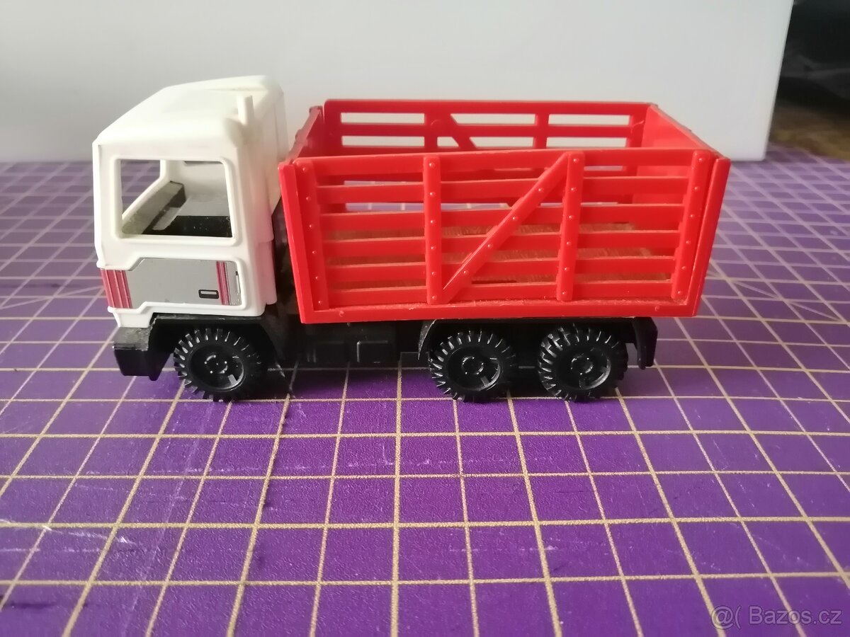 Autíčko setrvačník - 4