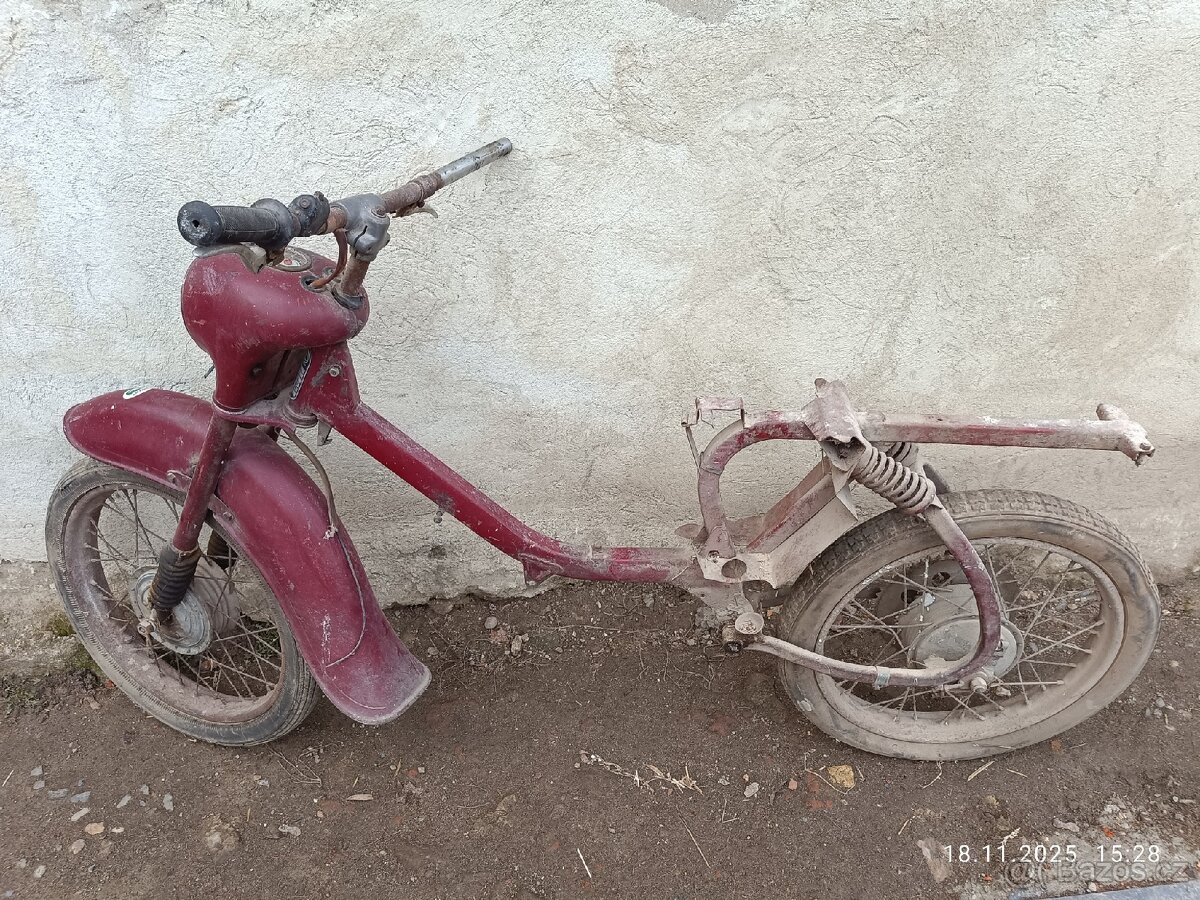 Prodám kostru Jawa 555 - 4