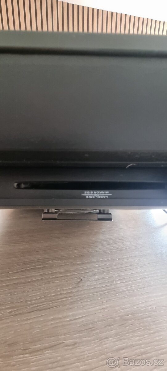 TELEVIZE S VESTAVĚNÝM DVD a settopboxem - 4