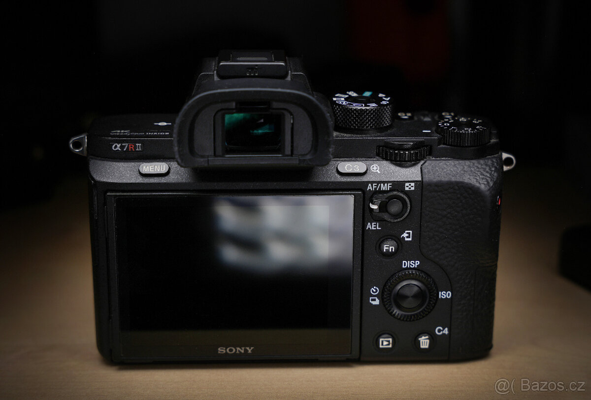 Sony Alpha A7R II - 4