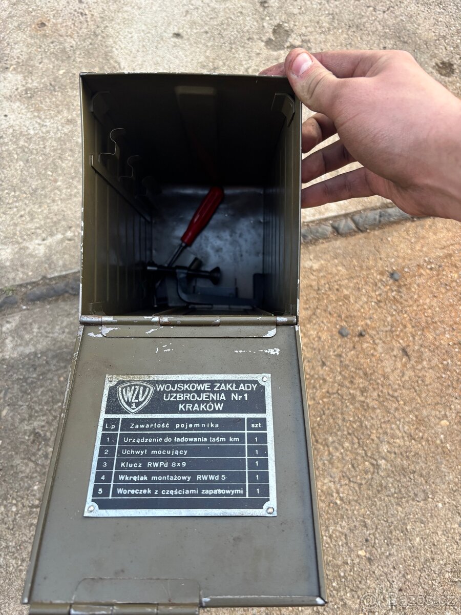 Plnička kulometných pásů Gorjunov - 4