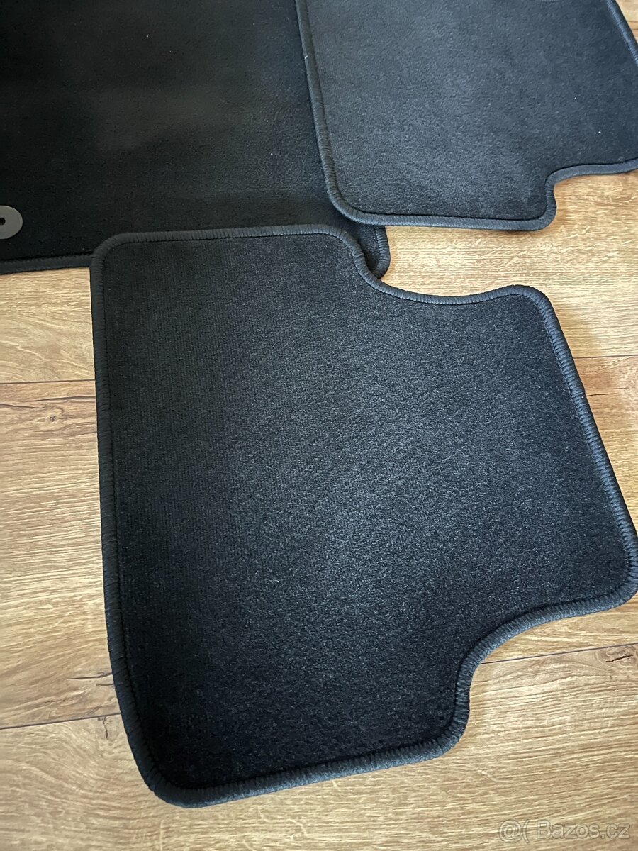 Textilní koberečky Octavia 3 - 4