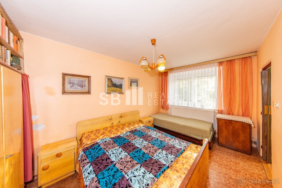 Prodej rodinného domu 3+1, 1.185 m², ul. Vejmoly, Loštice, o - 4