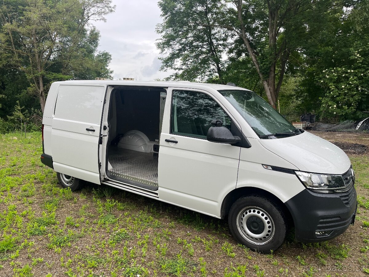 Vw transportér T6.1,R.v 21,2x boční dveře, 179 tis km - 4