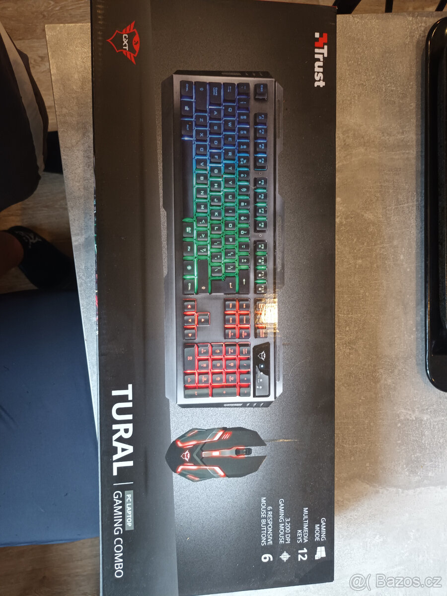 Herní notebook MSI - 4