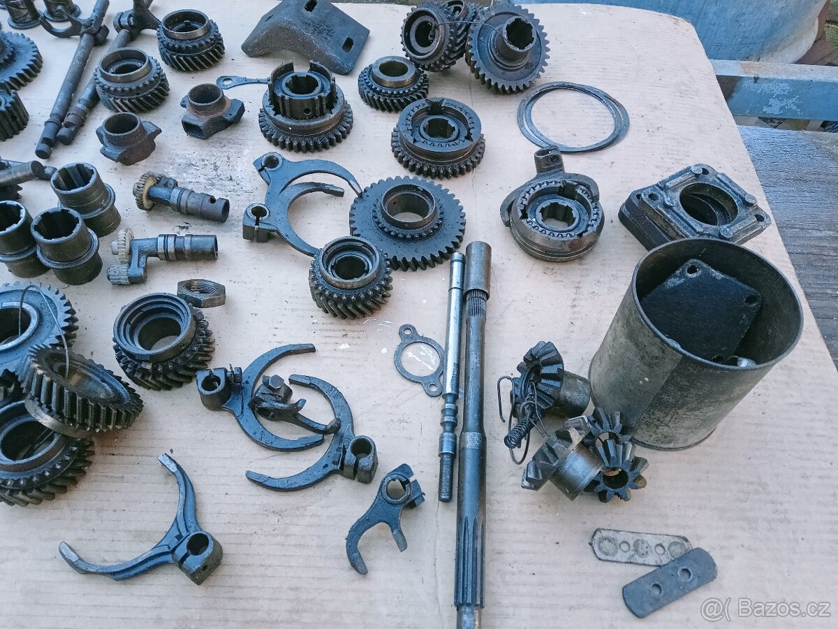 Nabízím použité díly převodovky Škoda 100 - 4