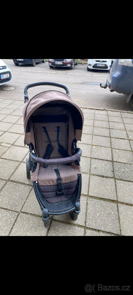 Kočárek Britax - 4