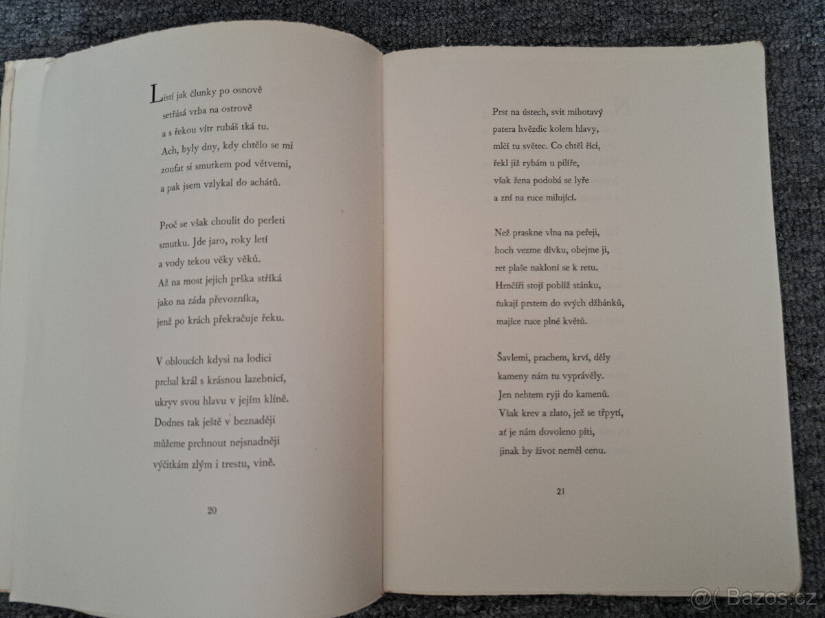 J Seifert Kamenný most - 4