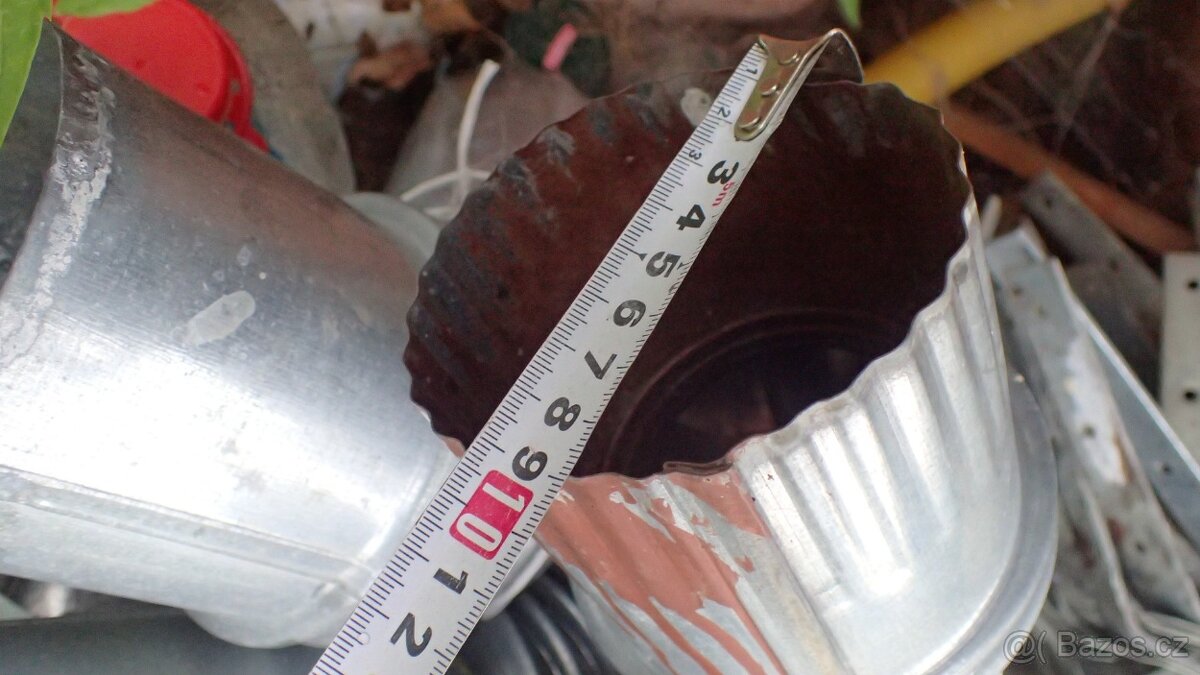 Okapové háky, kolena na svody - 4