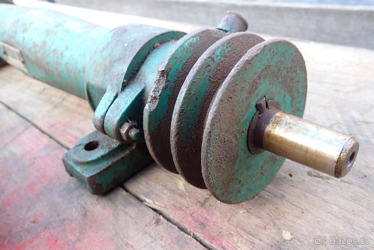 Cirkulárka - hřídele - 4