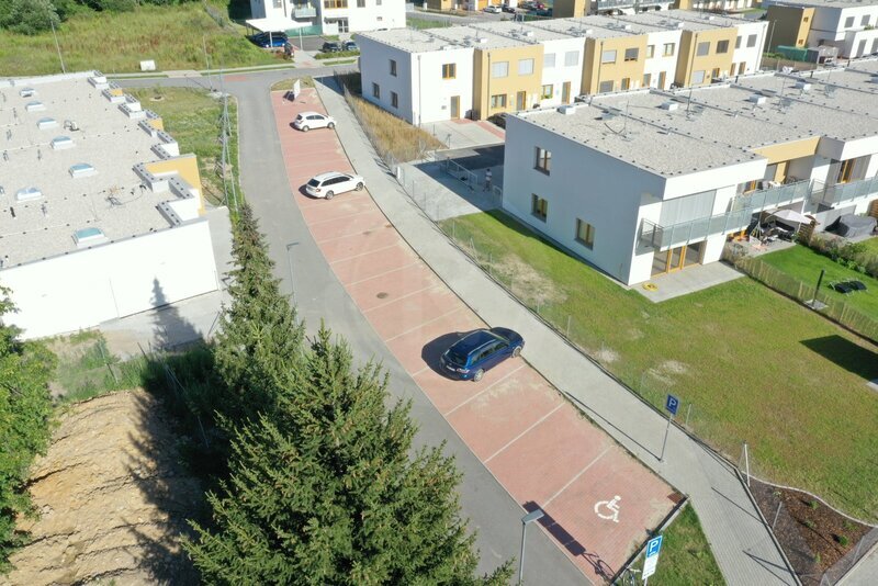 PRODEJ VENKOVNÍCH PARK. STÁNÍ, UL. BUKOVÁ, MLADÉ U ČB - 4
