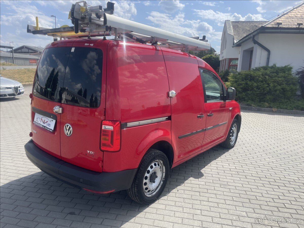 VW CADDY 2,0TDI 81kw 4-MOTION Klima 2016 DPH EON - 4